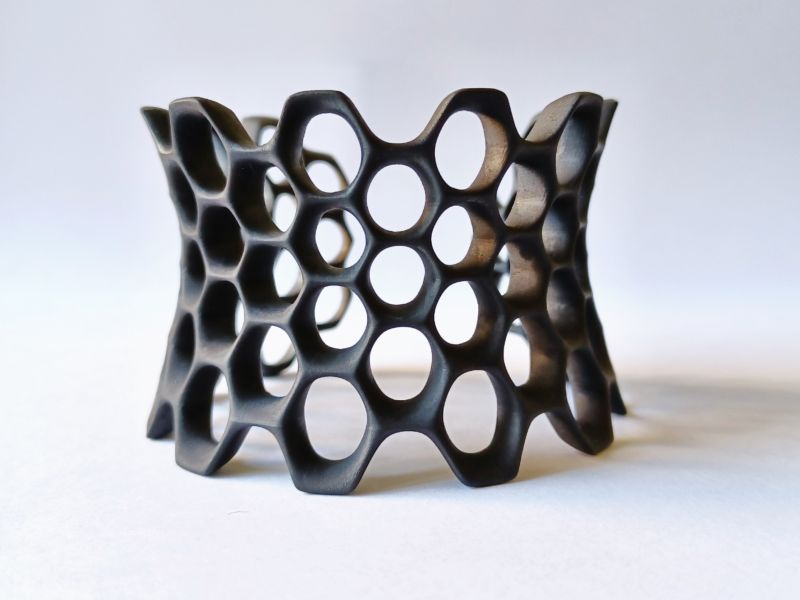 Raised Edge Lacy Bangle